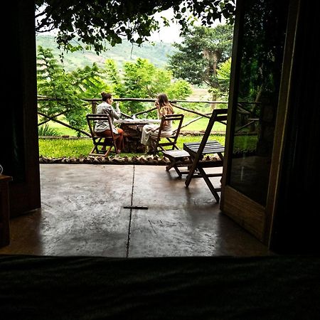 Akagera Transit Lodge Eksteriør billede