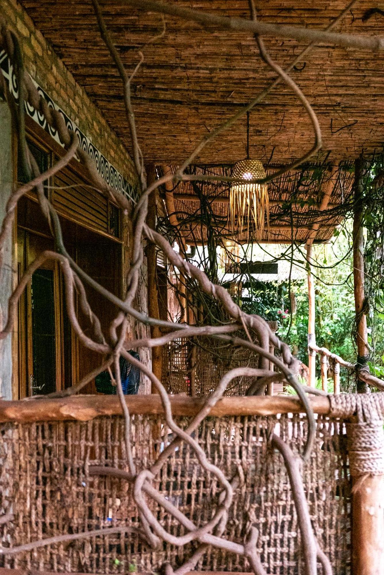 Akagera Transit Lodge Eksteriør billede
